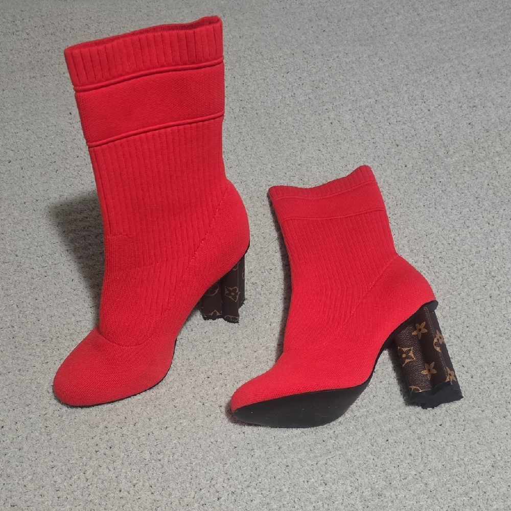 Louis Vuitton Vibrant Red Knit Heeled Boots